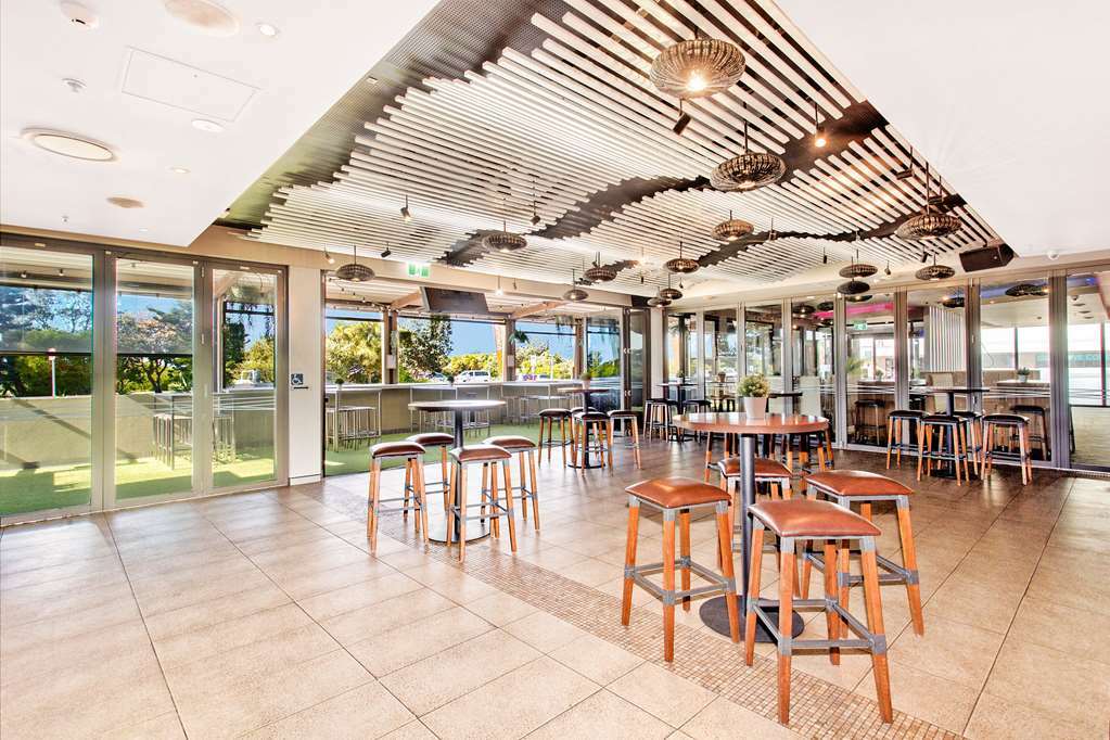 Narrabeen Sands Hotel By Nightcap Plus Restaurant photo